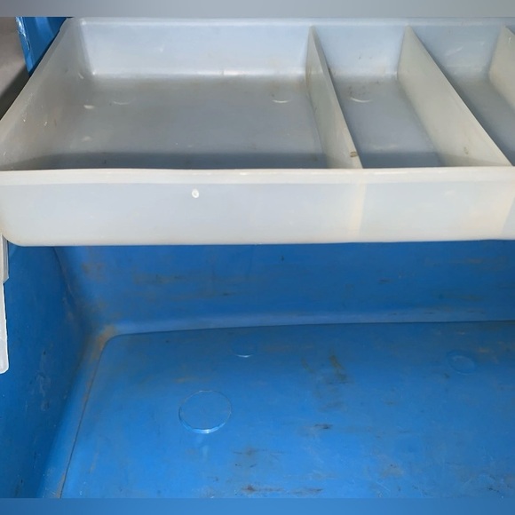 EMCO Blue Plastic Fishing Tackle Box with Handle Fish Stories Compartments - Picture 10 of 11